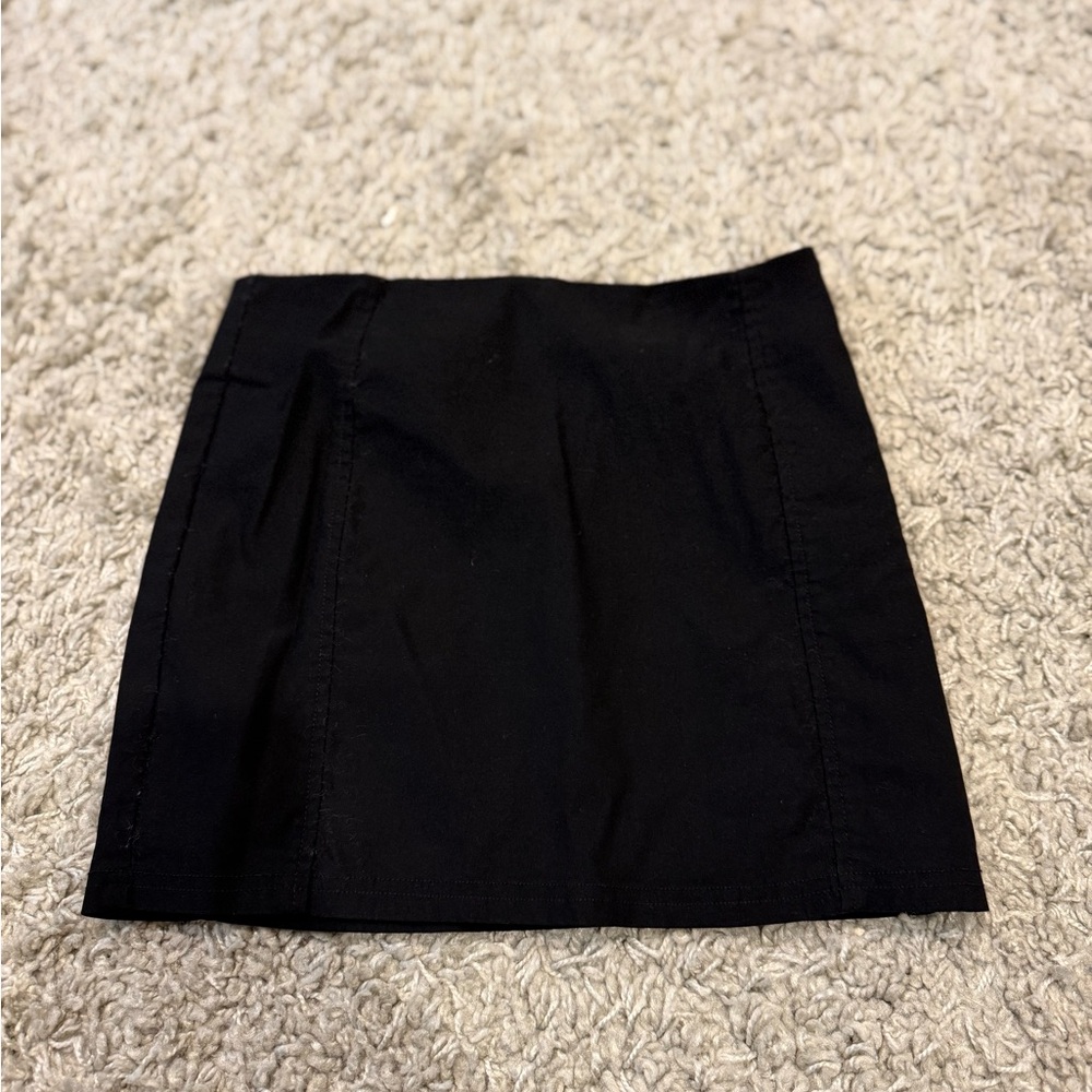 White Fox Classic Black Mini Skirt